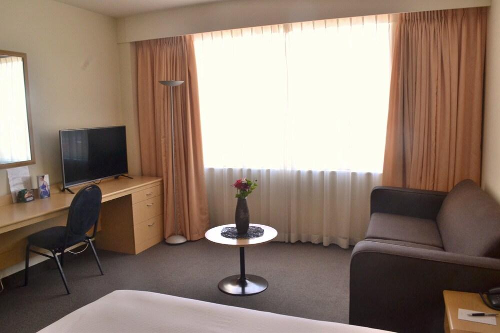 ดิสติงชั่น พาล์มเมอร์สตั้น นอร์ธ โฮเต็ล แอนด์ คอนเฟอเรนซ์ เซ็นเตอร์ Hotel พาล์เมอร์สตันนอร์ท ภายนอก รูปภาพ